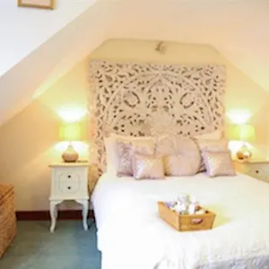 The Shepherd's Purse 3* Whitby